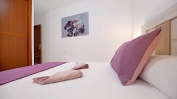 2 Schlafzimmer, Bügeleisen/Bügelbrett, kostenloses WLAN, Bettwäsche