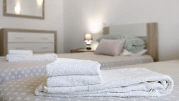 2 chambres, fer et planche Ă repasser, Wi-Fi gratuit, draps fournis