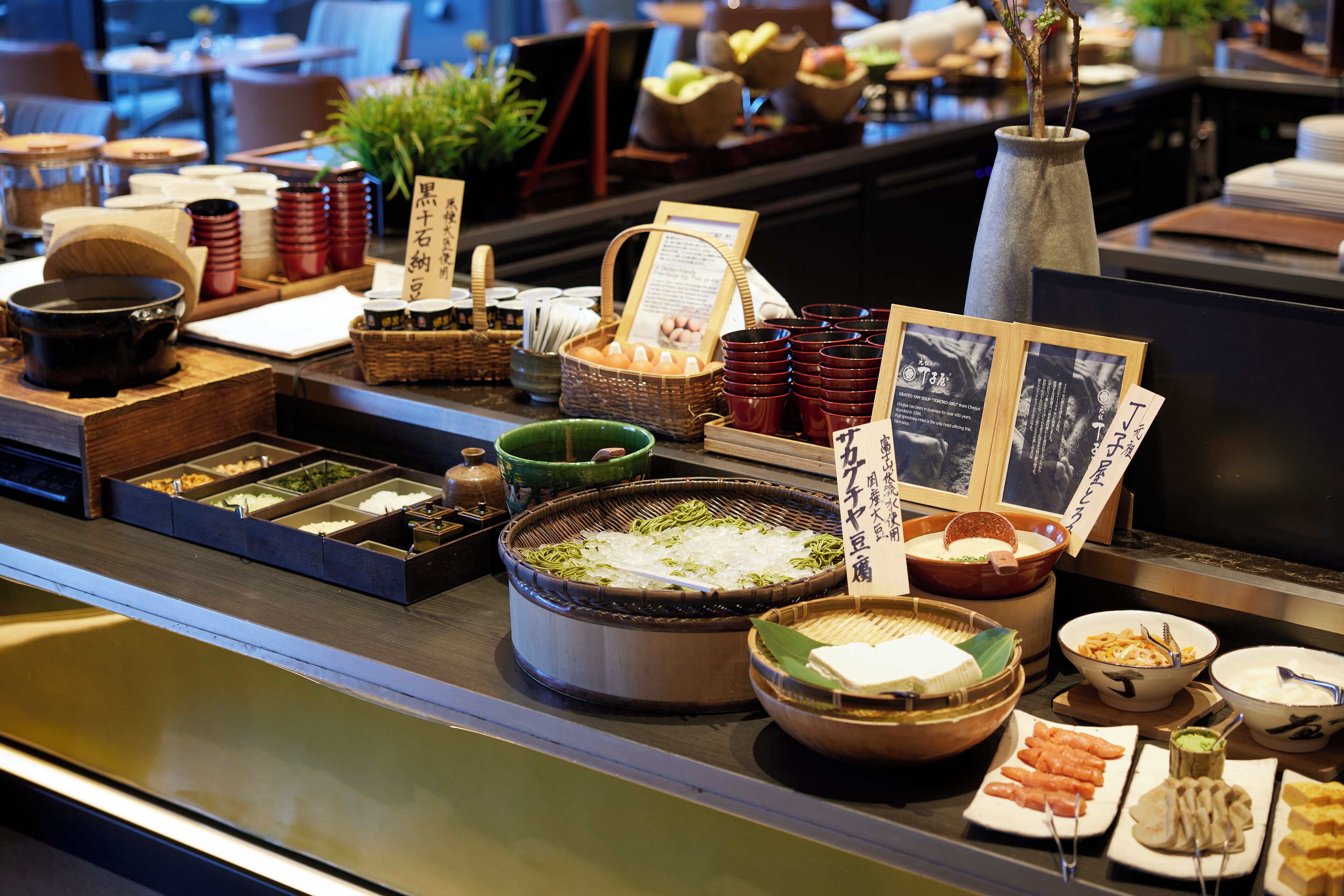 朝食 (フル ブレックファスト)、毎日提供 (1 名様 5313 JPY)