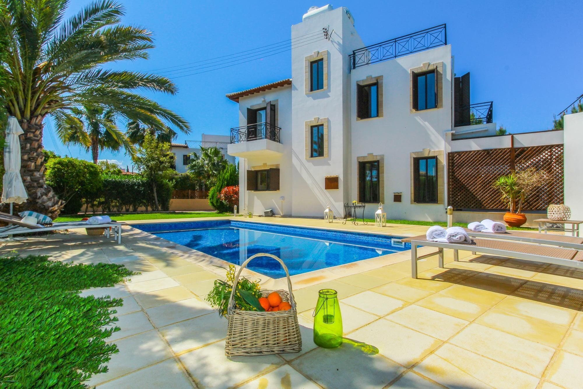 Villa | 4 bedrooms, WiFi