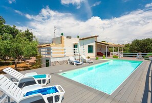 4 bedrooms, WiFi