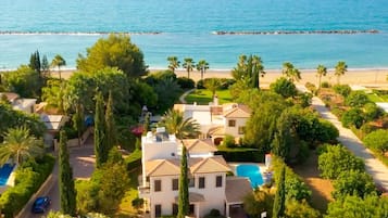 House | 4 bedrooms, WiFi