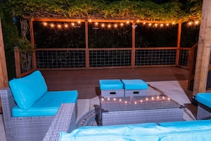 Terrace/patio - Home: Sleeps 4, Bedroom, Living, Bath, Office, Patio (Bothell)
