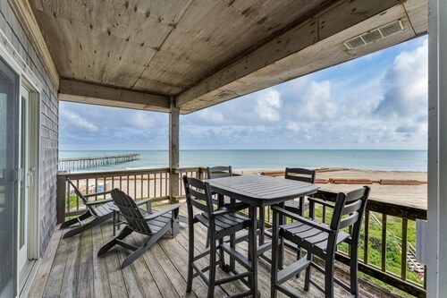 7660- Robyn's Nest, | Oceanfront | Islander Condos | Avon | Sleeps 4