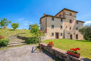 Villa Familiale, plusieurs chambres, cÎté montagne (Villa La Chiesina) | Extérieur