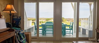 Beach Walk Out 1700 SF • 2 Ocean Balconies • Pool