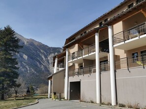 Exterior - Studio in Jausiers with pool, parking, and pets allowed (Jausiers)