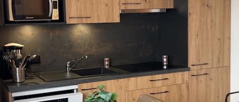 Fridge, microwave, dishwasher