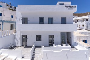 Front of property - Bedspot Apartments Astypalaia (Astypalaia)