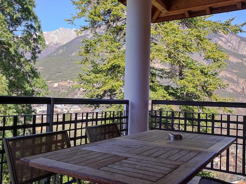 Studio à Jausiers avec accès piscine et animaux acceptés