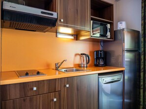 Fridge, microwave, dishwasher
