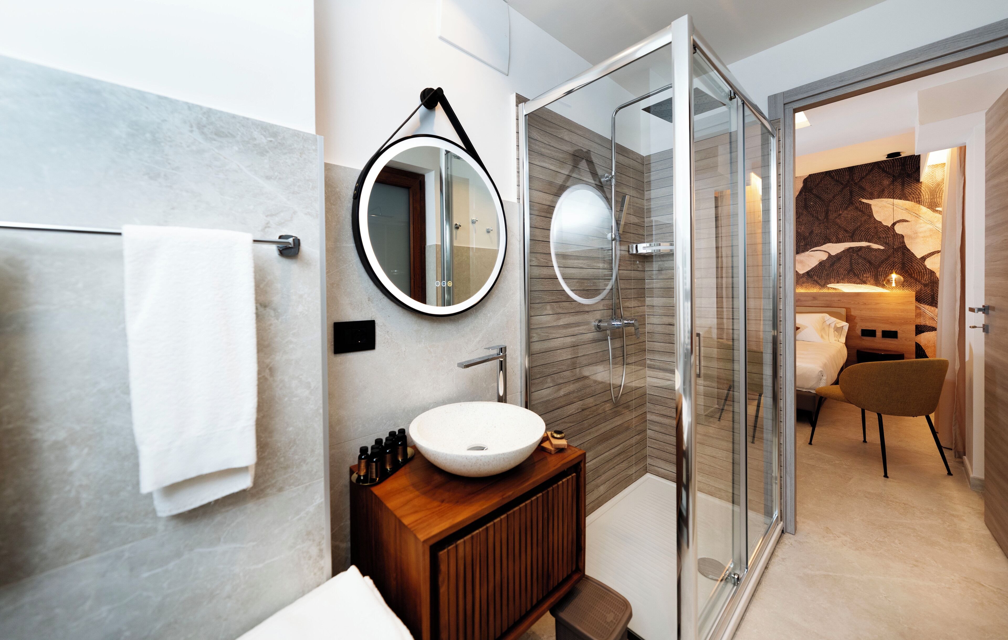 Camera Tripla, Edificio separato a soli 20 metri dalla Struttura con Reception | Salle de bain