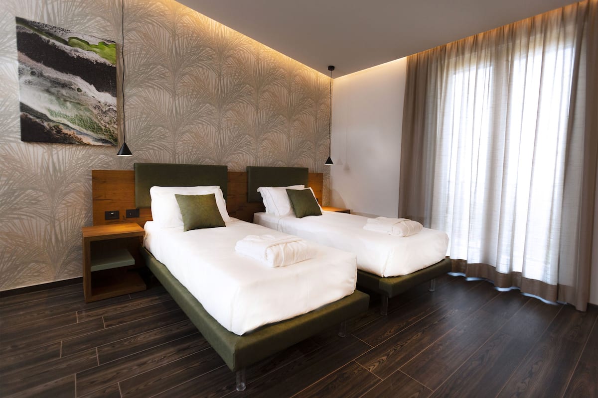 1 slaapkamer, luxe beddengoed, donzen dekbedden, pillowtop-bedden