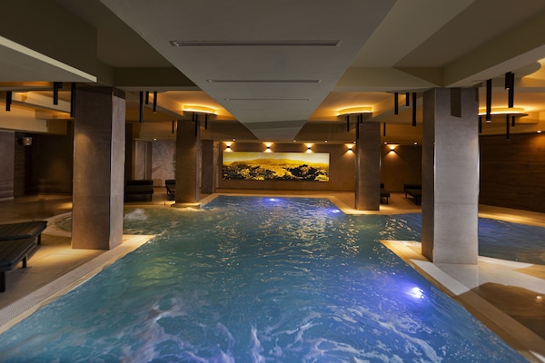 Massatges de teixits profunds, massatges esportius i massatges