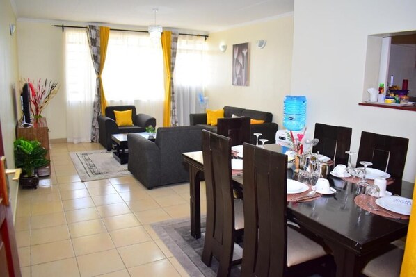 32-tums platt-tv med digitalkanaler