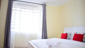 Desk, WiFi (free) - Stay.Plus Dee Safari Homestay (Syokimau)