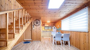 Basic Room, 1 Bedroom (Bdong yellow)