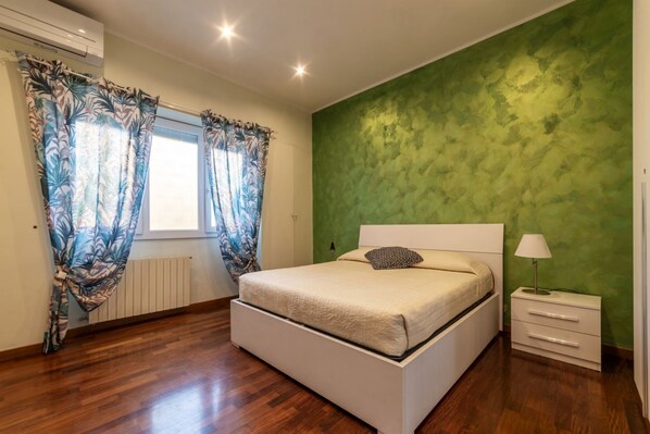 2 camere, ferro/asse da stiro, Wi-Fi
