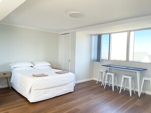 1 bedroom, desk, iron/ironing board, free WiFi - First floor good value budget accommodation for up to 4 people. (Fremantle)