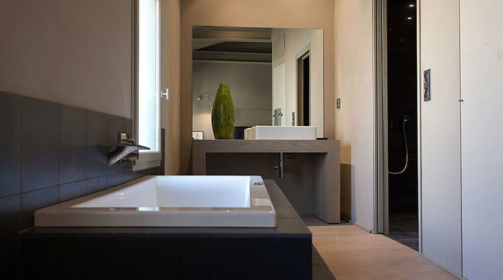 Loge de mer, Lodge Urbain-Perpignan by null