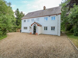 Cottage | Front of property