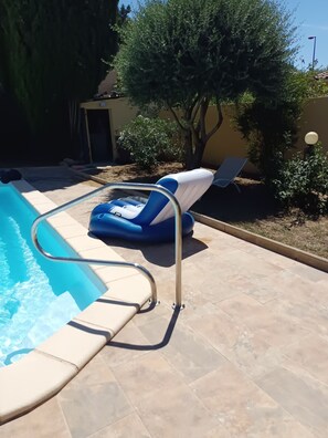Piscine extérieure