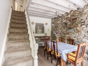 Living room - Llys Elen (Caernarfon)