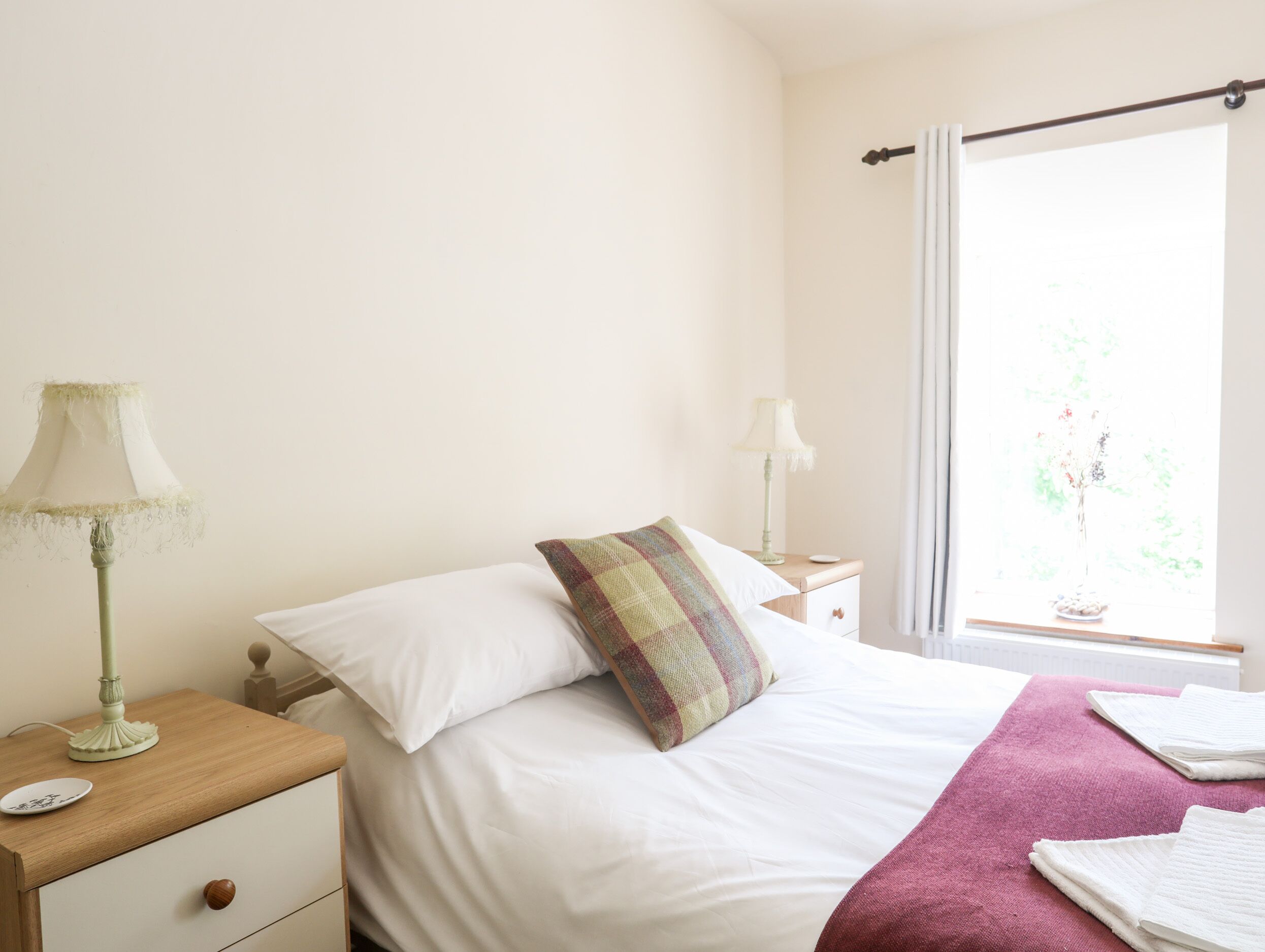 3 bedrooms, individually decorated, individually furnished, free WiFi