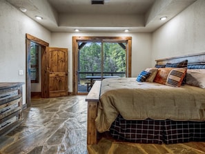 5 chambres, fer et planche à repasser, accès à Internet, literie fournie