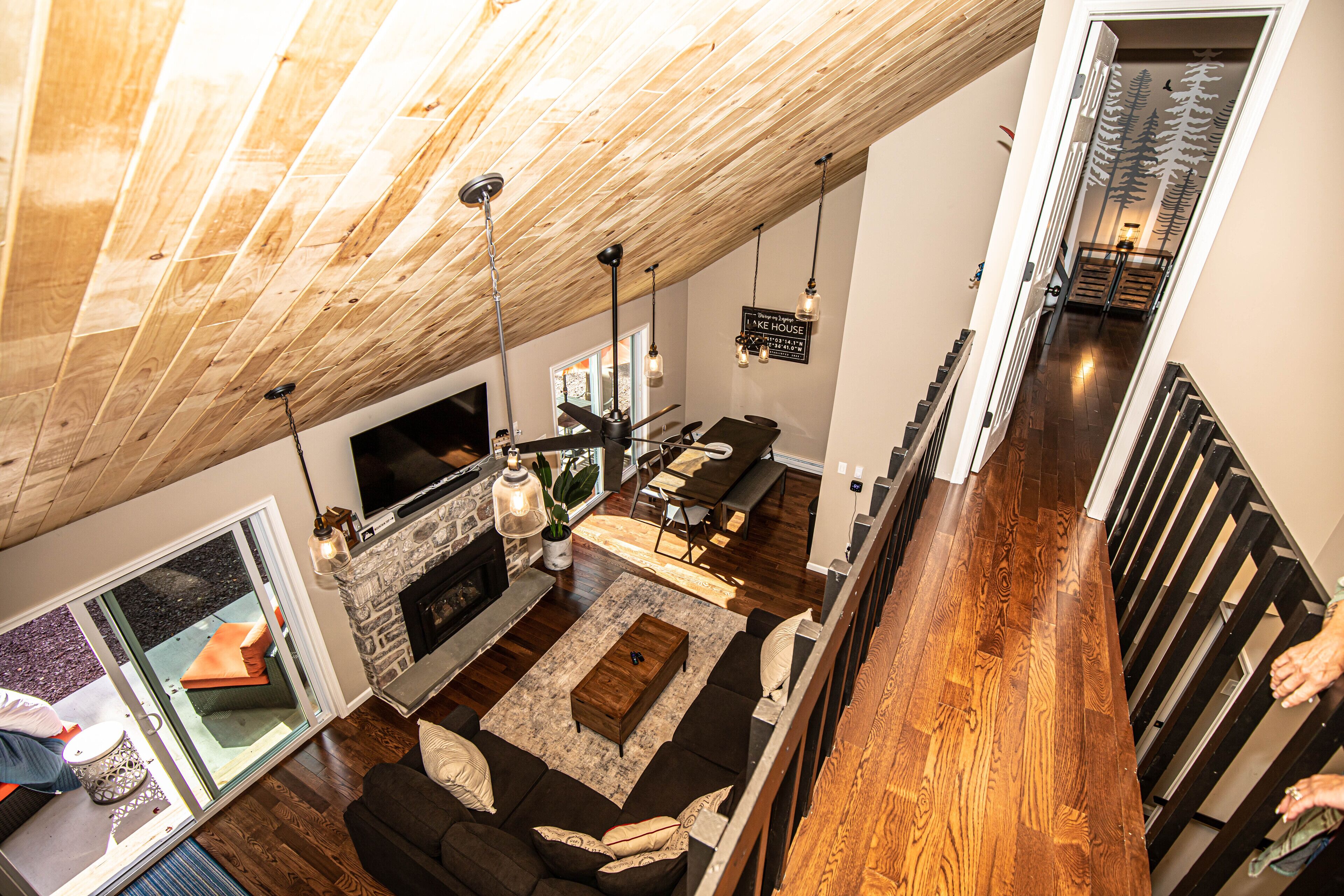 Smart TV, fireplace, video games