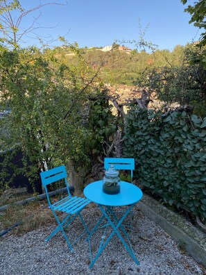 Outdoor dining - Adorable detached outbuilding with spa area at extra cost (CAGNES-SUR-MER)