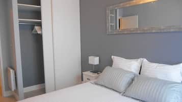 1 bedroom, iron/ironing board, free WiFi, bed sheets