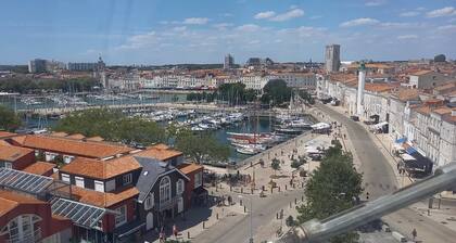 Beau T2 spacieux plein de charme en centre ville