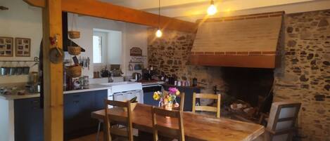 تناول الطعام