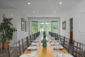Dining - BOOK NOW-Huge Pool, Hot Tub, Arcade & more! (Branson)