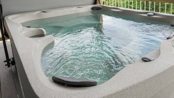 Idromassaggio all'aperto