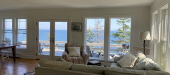 Two seaside cottages with beautiful views and total privacy 