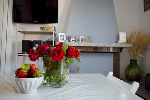 Apartment | 1 bedroom, iron/ironing board