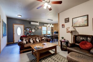 Smart TV, DVD player, video library