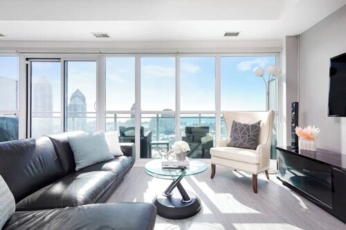 LakeView Oasis