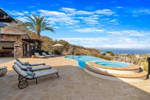 Pool - Ultra Private Villa w/ Open Floor Plan, Premium Bedding, & Big Ocean View. Daily Butler Included (San Jose del Cabo)