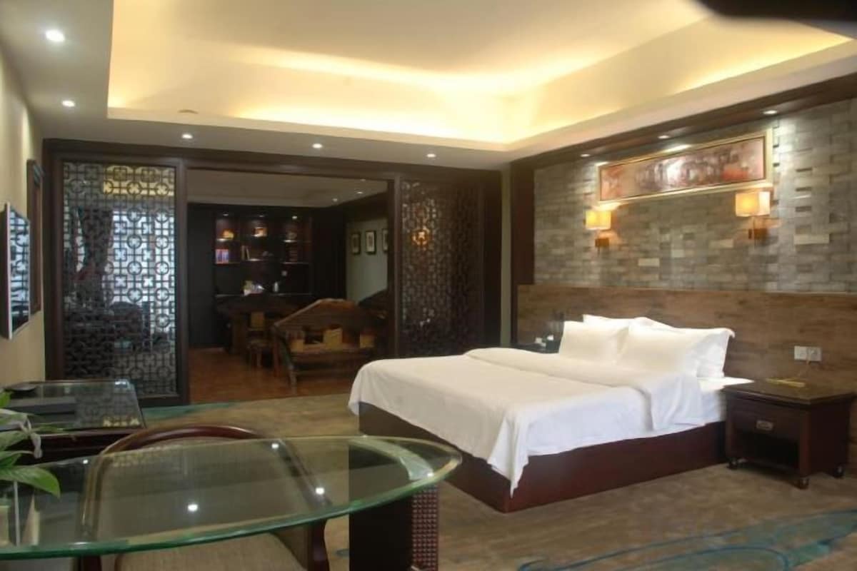 Comfy Suite - 1-Room (Double Bed) (1 Living Room)