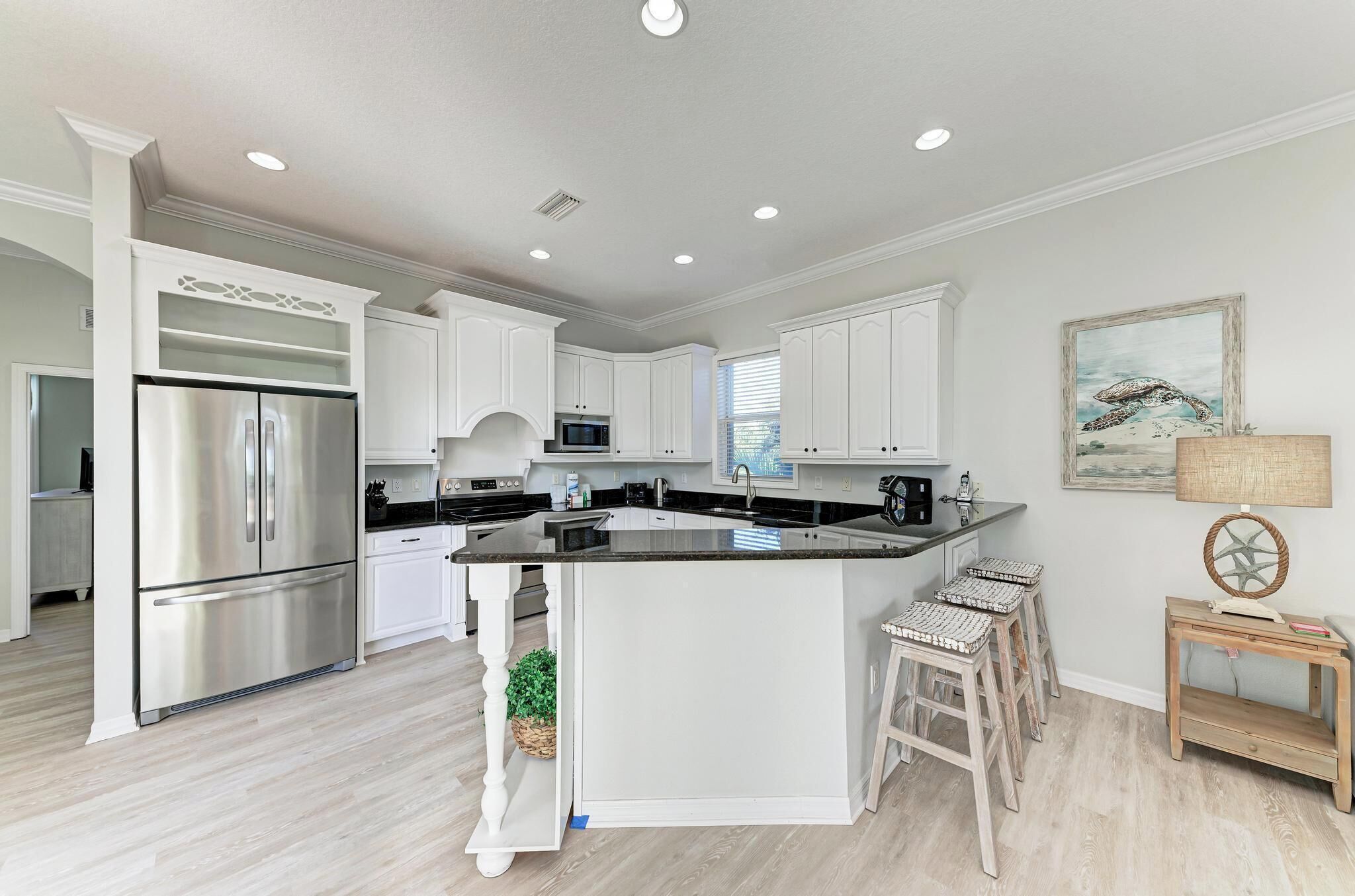 冰箱、微波炉、炉灶、洗碗机