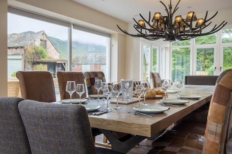 Cottage | Private kitchen | Fridge, dishwasher, electric kettle, toaster