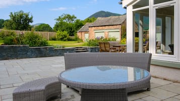 Cottage | Property grounds