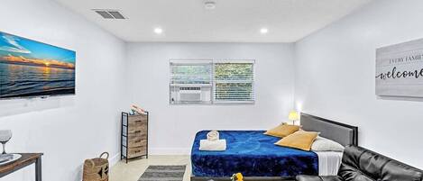 Iron/ironing board, travel cot, free WiFi, bed sheets