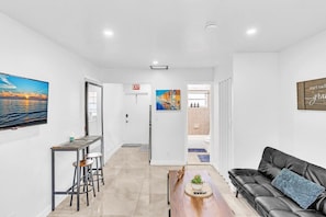 Televisión, oficina