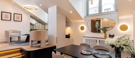 Premium Apartment | In-room dining