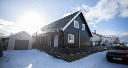 3BR - Townhouse - Free Parking -Tórshavn