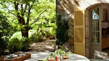 Restauration extérieure